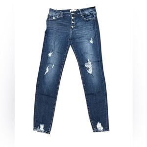 KanCan Women’s Size 15/31 Distressed Dark Wash Skinny Jeans